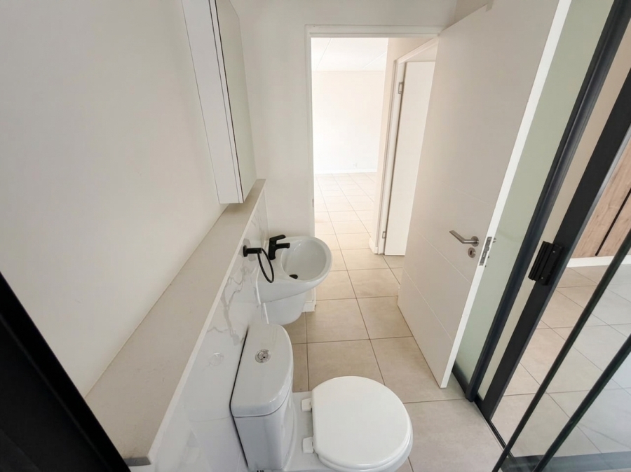 To Let 2 Bedroom Property for Rent in Burgundy Estate Western Cape